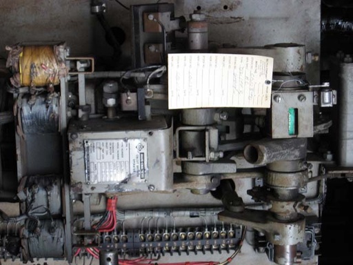 [015573] 600 Amp, ALLIS CHALMERS, DZ100B, 15 KV, 1963, STATIONARY MOUNT, SO351 MECH;-1